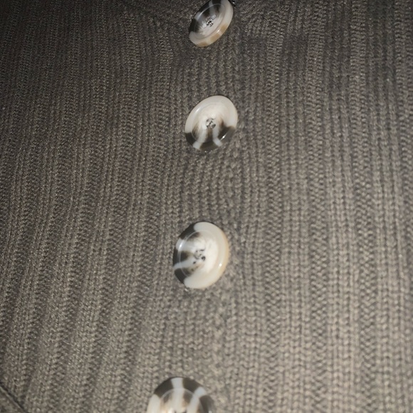 Cropped Forest green cardigan with vintage buttons - Picture 3 of 3